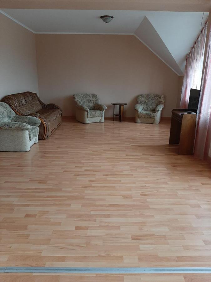 Apartments On Parkaniya 2A Mukacheve Luaran gambar