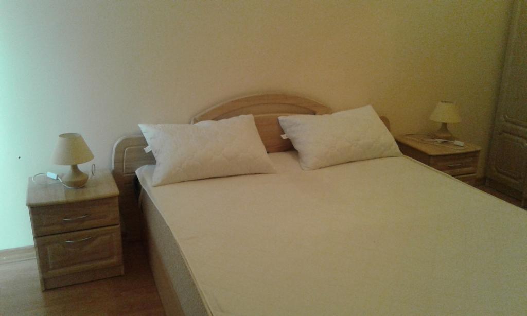 Apartments On Parkaniya 2A Mukacheve Luaran gambar