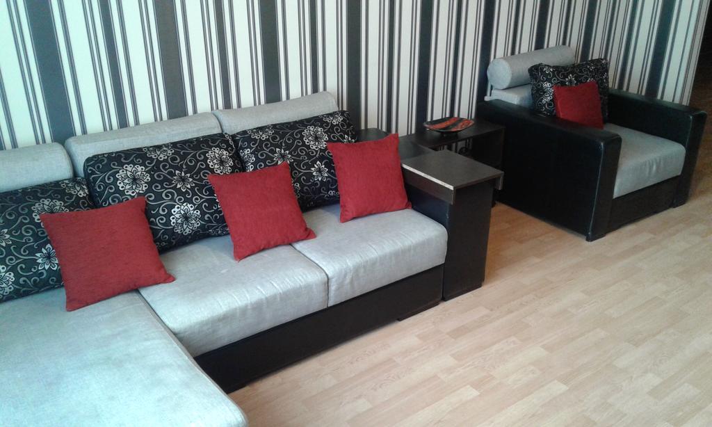 Apartments On Parkaniya 2A Mukacheve Luaran gambar