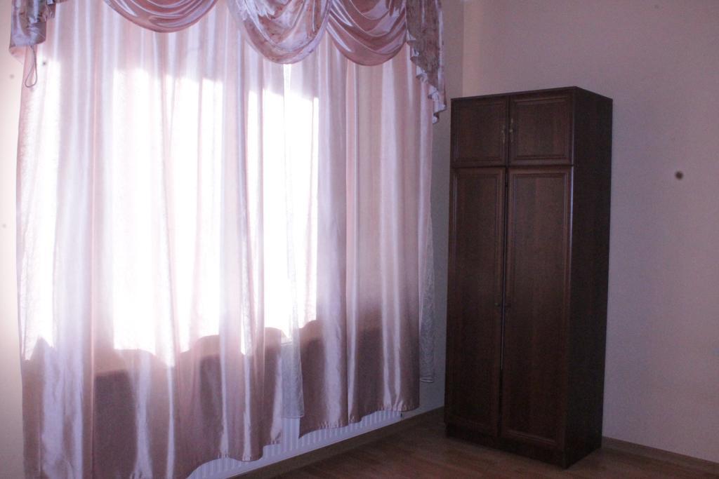 Apartments On Parkaniya 2A Mukacheve Luaran gambar