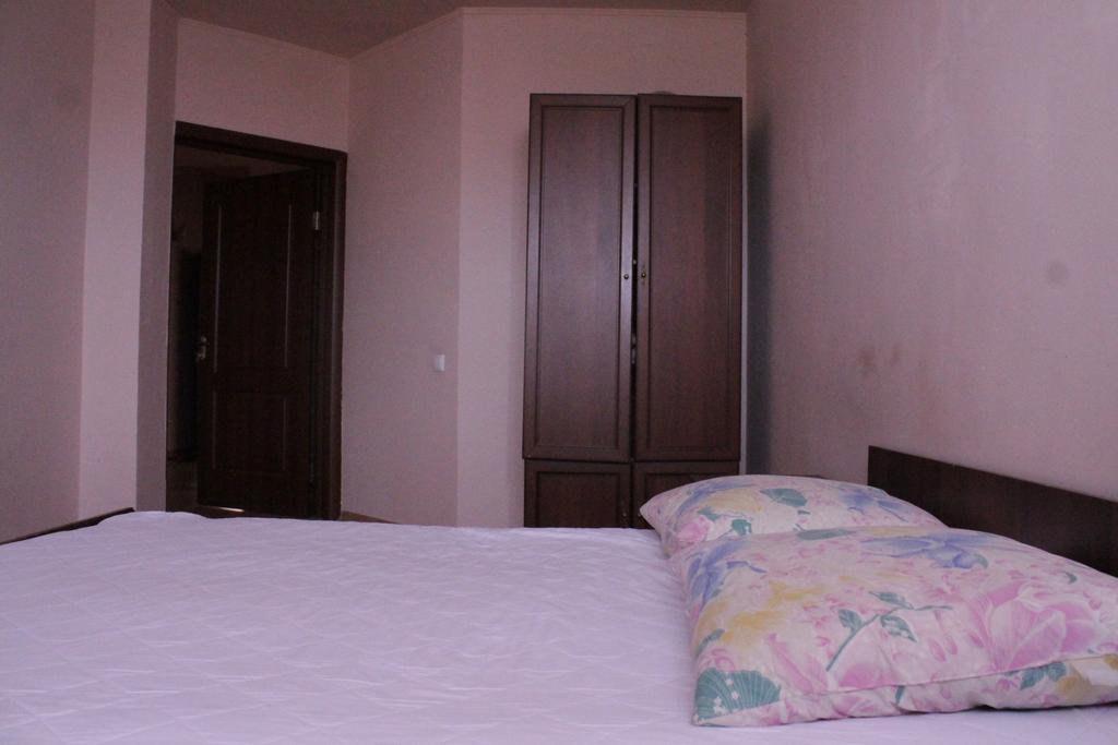 Apartments On Parkaniya 2A Mukacheve Luaran gambar